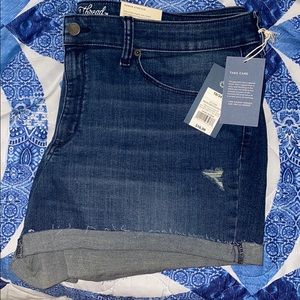 Size 18 universal thread mid-rise midi jean shorts